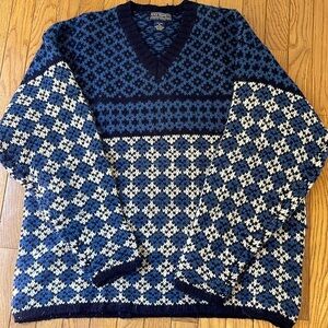 NEWTON TRADING CO. MENS 100% wool sweater